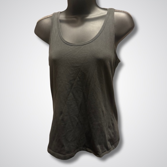 **🎯 2 for 1! Old Navy First Layer Tank Tops Bundle | Size S | EUC** - Picture 3 of 4